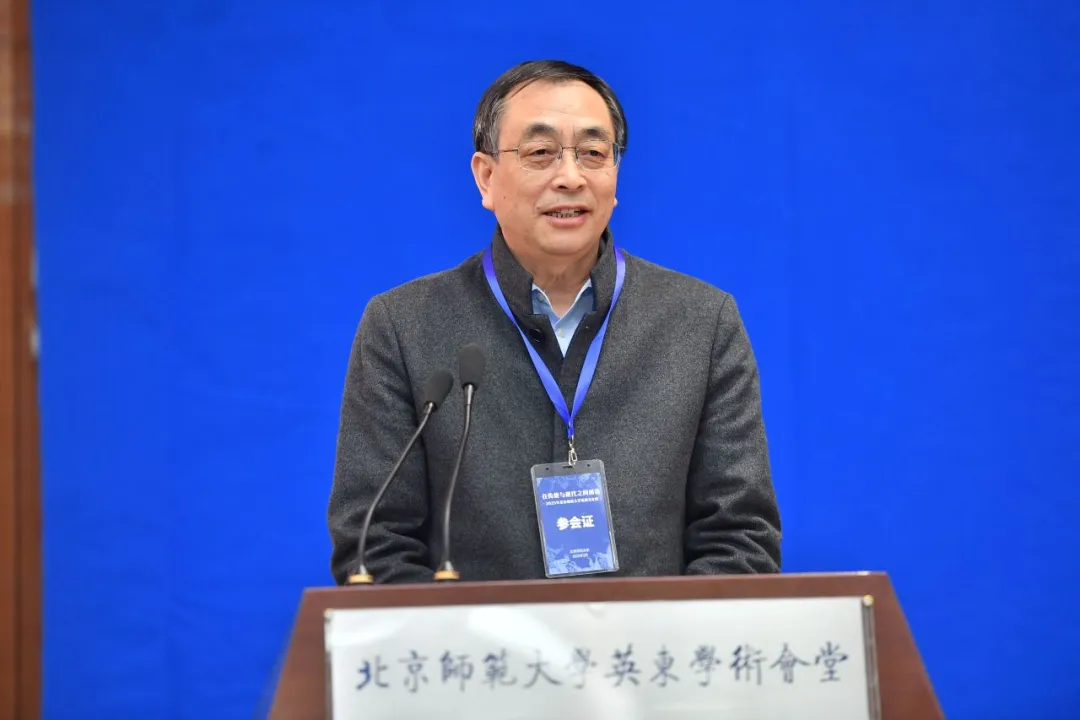 91毛巾哥
院长 王立军.jpg